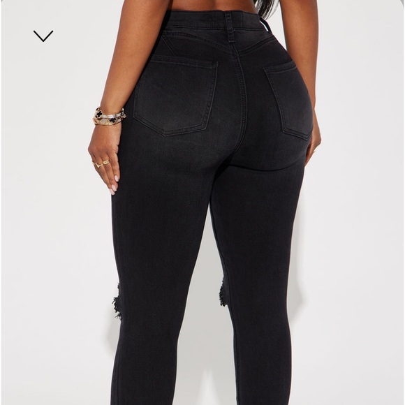 Fashion Nova Show Off Booty Lifter Stretch Skinny Jeans - Picture 2 of 3